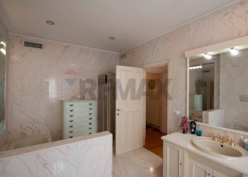 Bagno - Casa semi indipendente via dei pini
 
14, Montemarciano - foto 50