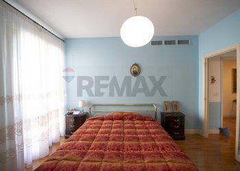 Camera / camera da letto - Casa semi indipendente via dei pini
 
14, Montemarciano - foto 65