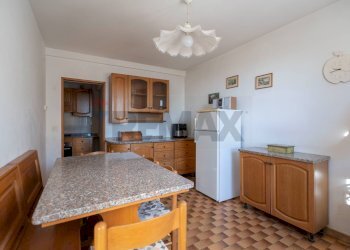 Sala da pranzo - Casa indipendente Via 25 Aprile
 
13, Montecarotto - foto 7