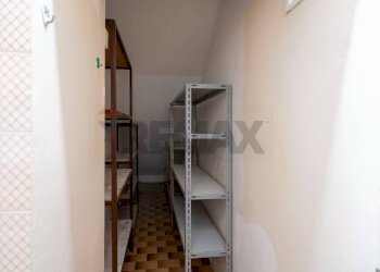 Dispensa di stoccaggio - Casa indipendente Via 25 Aprile
 
13, Montecarotto - foto 16