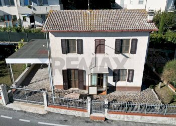 Casa all\'aperto - Casa indipendente Via 25 Aprile
 
13, Montecarotto - foto 32