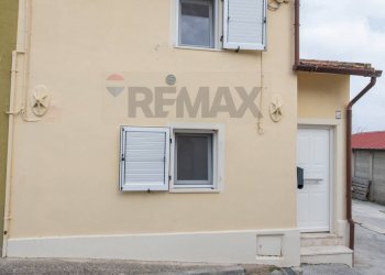 Casa all\'aperto - Semi-detached house via del lavoro
 
34, Montemarciano - photo 2