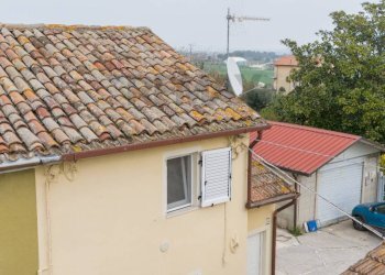 Casa all\'aperto - Semi-detached house via del lavoro
 
34, Montemarciano - photo 3