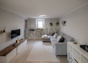 Soggiorno - Semi-detached house via del lavoro
 
34, Montemarciano - photo 8