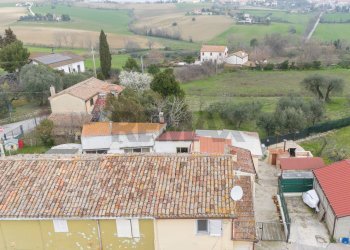 Casa all\'aperto - Semi-detached house via del lavoro
 
34, Montemarciano - photo 44