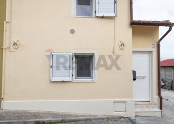 Casa all\'aperto - Semi-detached house via del lavoro
 
34, Montemarciano - photo 46