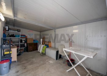 Parcheggio - Semi-detached house via del lavoro
 
34, Montemarciano - photo 51