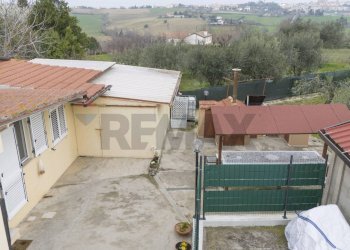 Casa all\'aperto - Semi-detached house via del lavoro
 
34, Montemarciano - photo 55