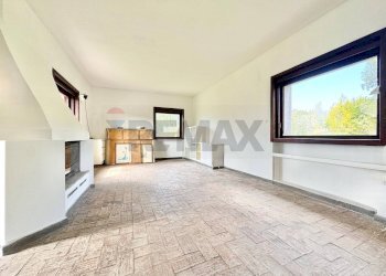 Soggiorno - Villa Via del pontone lungo
 
35, Manziana - photo 12