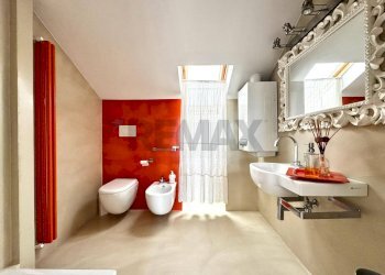 Bagno - Trilocale Via Attilio Verdirosi
 
30, Roma - foto 21