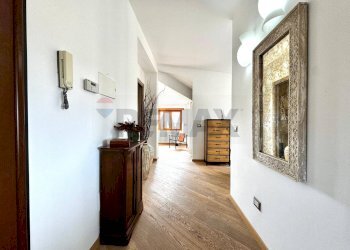 Hall / corridoio - Trilocale Via Attilio Verdirosi
 
30, Roma - foto 31