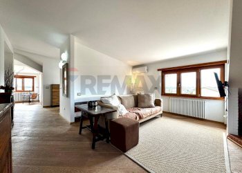 Soggiorno - Trilocale Via Attilio Verdirosi
 
30, Roma - foto 35
