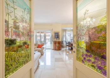 Hall / corridoio - Apartment Via Francesco D'ovidio
 
97, Roma - photo 1