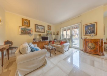 Soggiorno - Apartment Via Francesco D'ovidio
 
97, Roma - photo 7