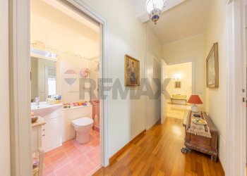 Hall / corridoio - Apartment Via Francesco D'ovidio
 
97, Roma - photo 27