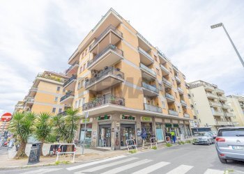 Edificio all\'aperto - Apartment Via Francesco D'ovidio
 
97, Roma - photo 67