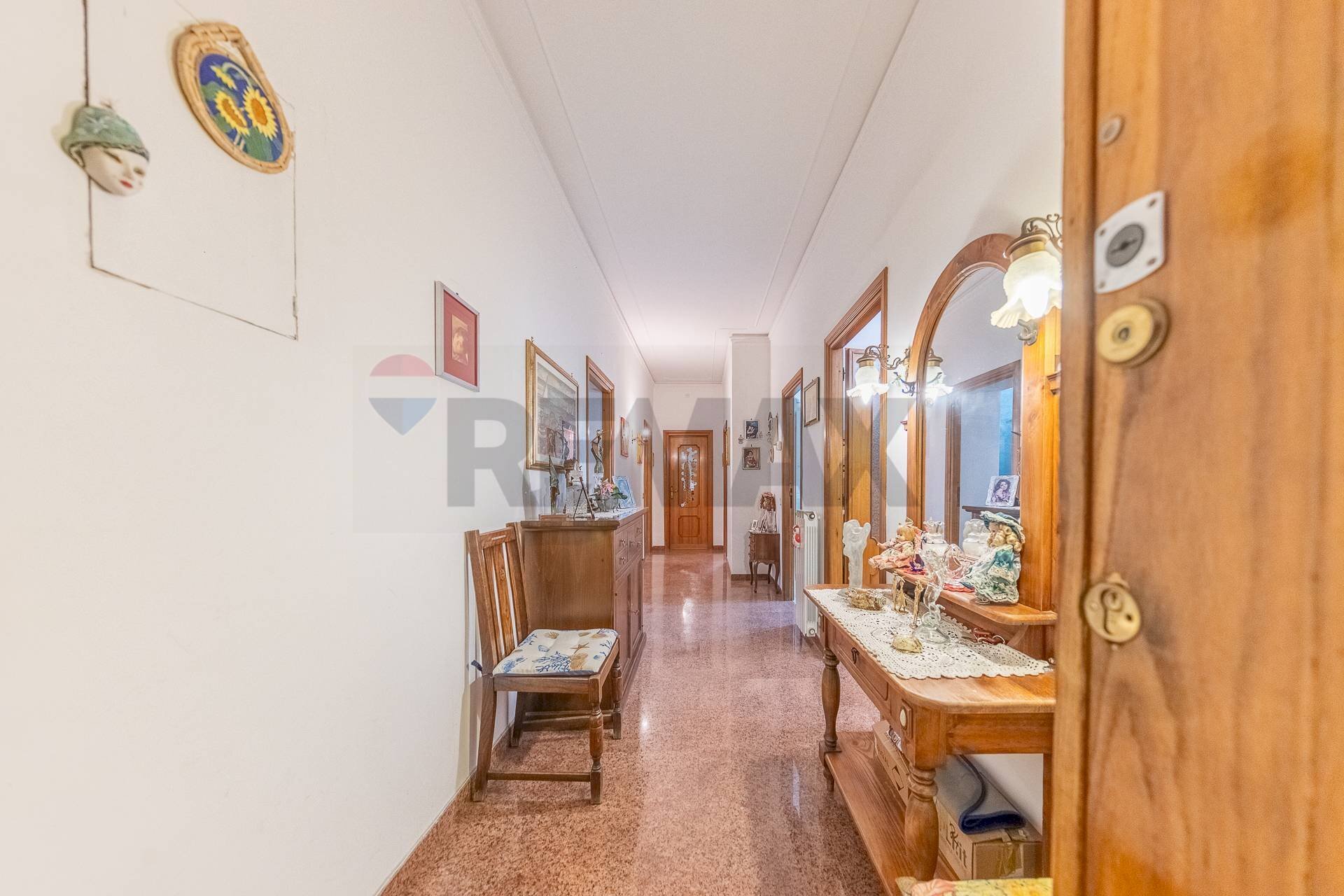 Hall / corridoio - Three-room apartment Genzano di Roma - photo 1