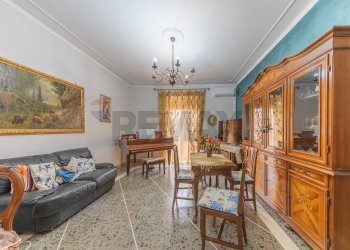 Sala da pranzo - Three-room apartment Genzano di Roma - photo 8