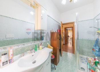 Bagno - Three-room apartment Genzano di Roma - photo 16