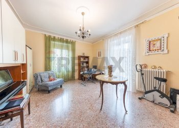 Soggiorno - Three-room apartment Genzano di Roma - photo 24