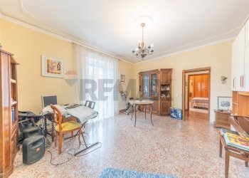 Sala da pranzo - Three-room apartment Genzano di Roma - photo 25