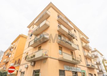 Edificio all\'aperto - Three-room apartment Genzano di Roma - photo 30