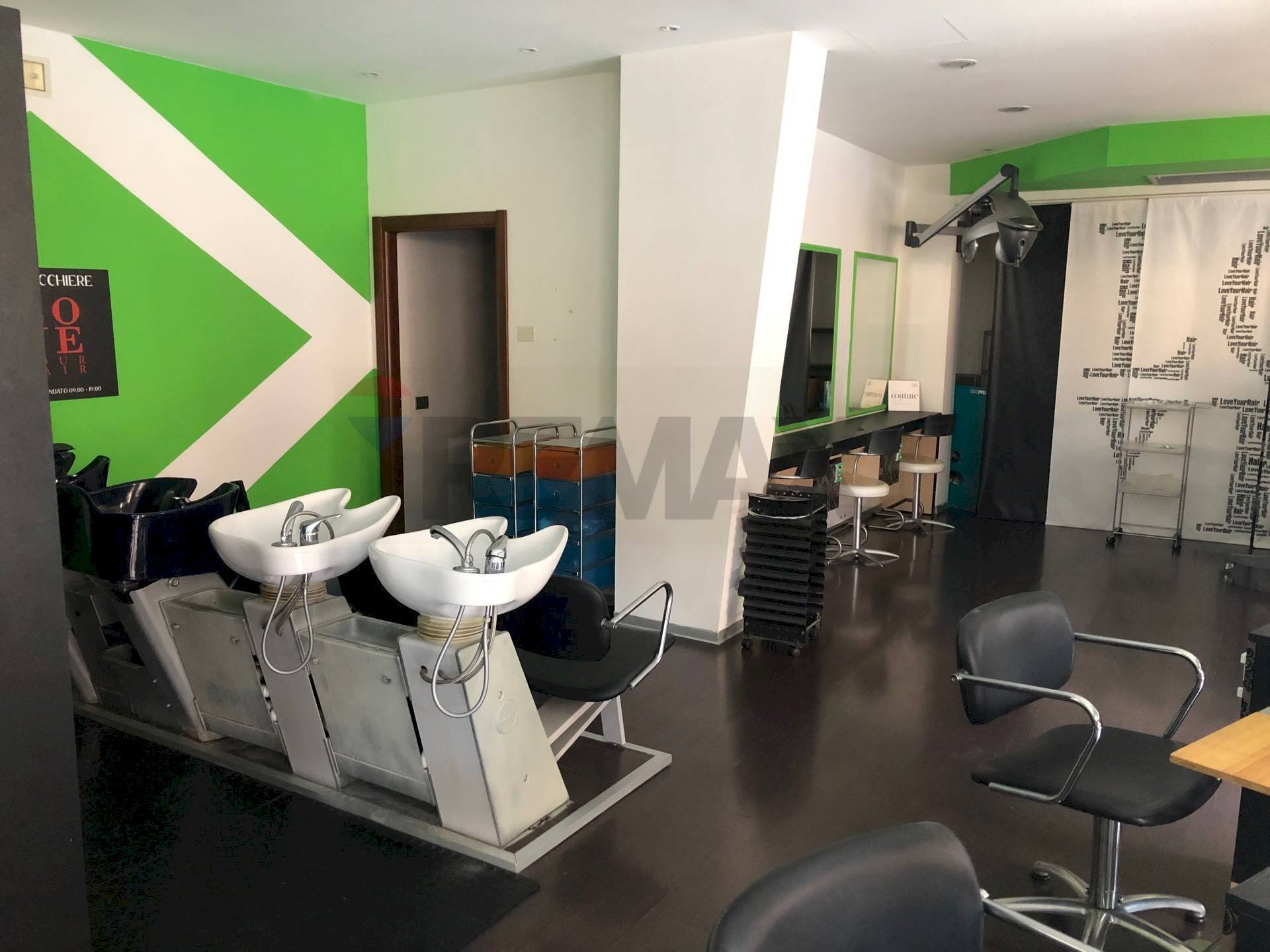 Palestra - Commercial Premises Via Eugubina
 
66/E, Perugia - photo 2