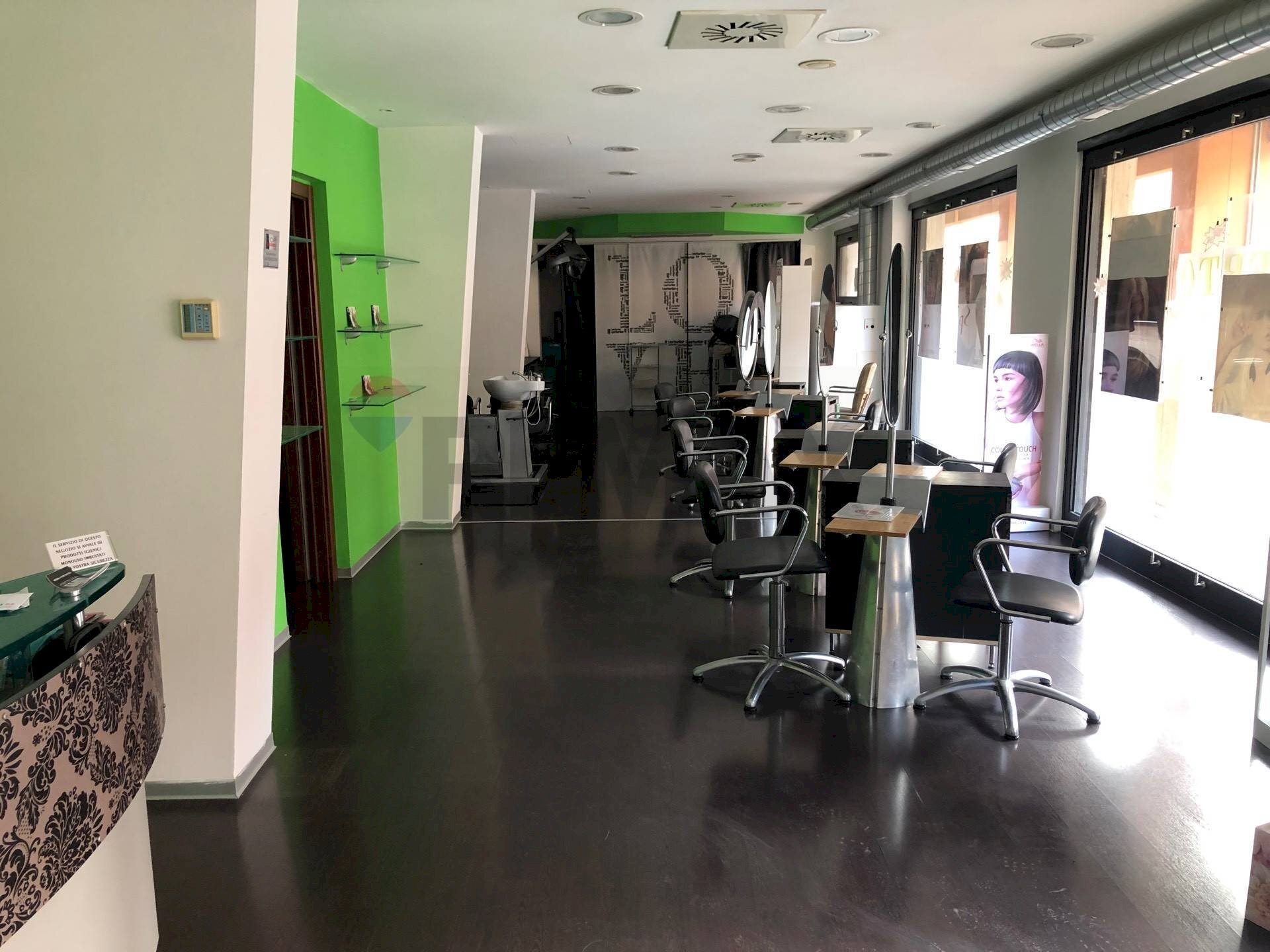 Palestra - Commercial Premises Via Eugubina
 
66/E, Perugia - photo 1