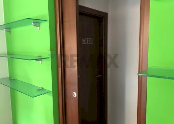 Hall / corridoio - Locale Commerciale Via Eugubina
 
66/E, Perugia - foto 24