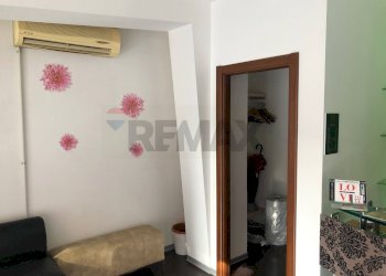 Soggiorno - Locale Commerciale Via Eugubina
 
66/E, Perugia - foto 16