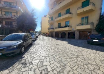 Edificio all\'aperto - Trilocale Via XXI Aprile
 
5, Anzio - foto 2