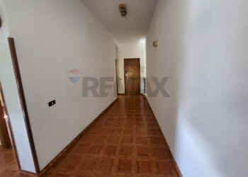 Hall / corridoio - Trilocale Via XXI Aprile
 
5, Anzio - foto 13