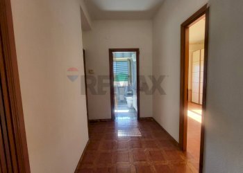 Hall / corridoio - Trilocale Via XXI Aprile
 
5, Anzio - foto 27