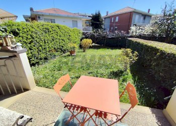 Giardino - Villa a Schiera via villastellone
 
10, Chieri - foto 26