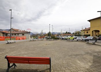 Edificio all\'aperto - Locale Commerciale piazza butti
 
7, Garbagnate Monastero - foto 4