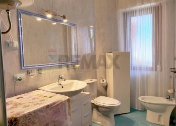 Bagno - Bilocale Via Nazionale
 
95, Taormina - foto 16