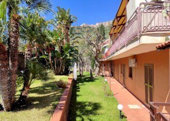 Giardino - Bilocale Via Nazionale
 
95, Taormina - foto 30