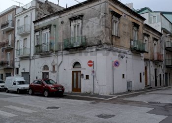 Edificio all\'aperto - Appartamento Via Lanza
13, Monte Sant'Angelo - foto 2