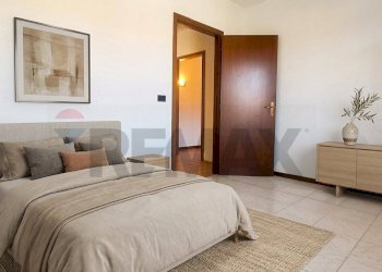 Camera / camera da letto - Three-room apartment via Paolo VI
5, Desio - photo 14