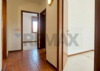 Hall / corridoio - Three-room apartment via Paolo VI
5, Desio - photo 18