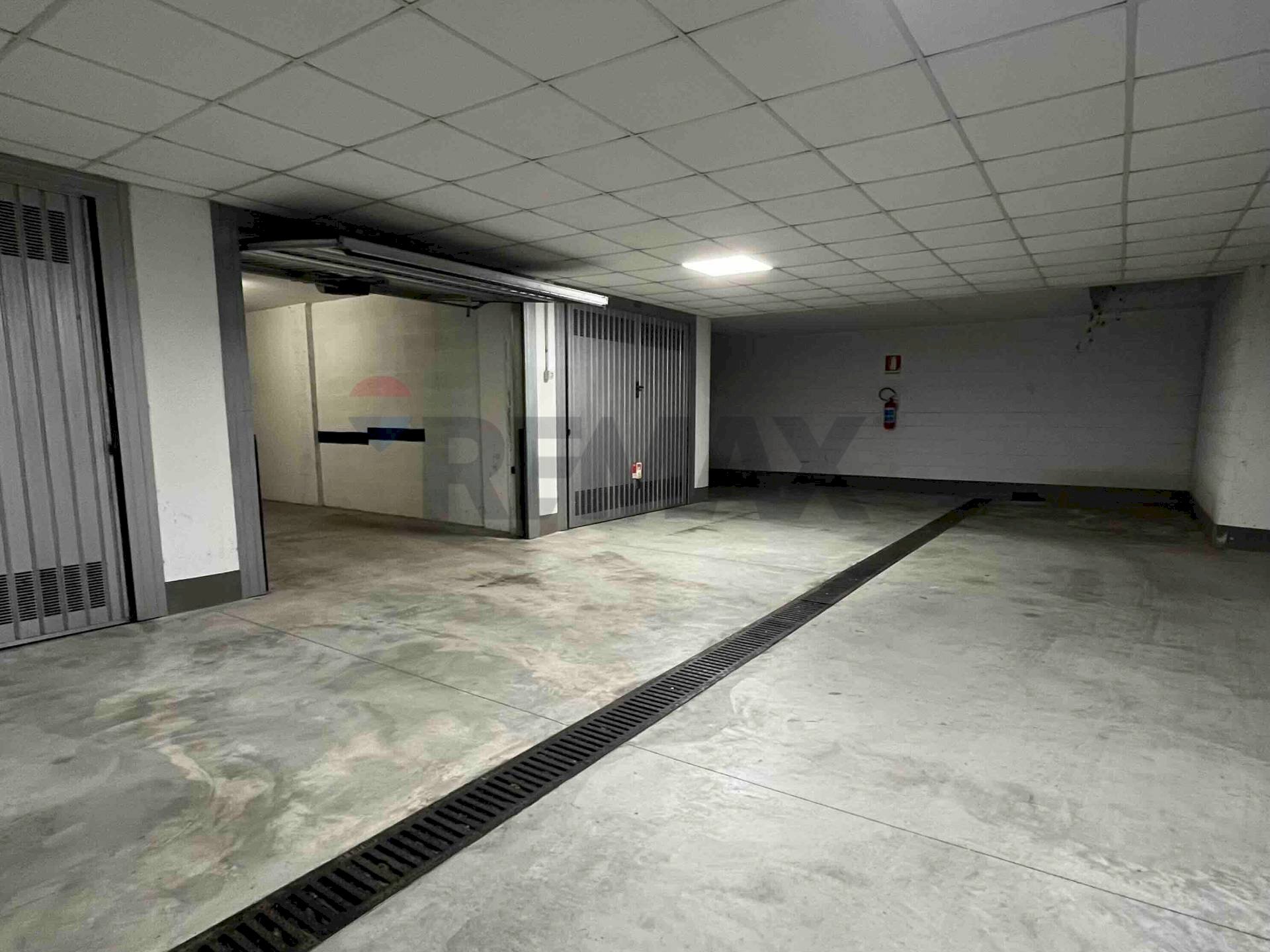 Parcheggio - Box Via Vecellio
 
62, Lissone - foto 3