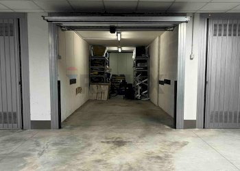 Parcheggio - Box Via Vecellio
 
62, Lissone - foto 6