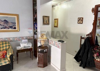 Hall / corridoio - Appartamento via delle orchidee
 
8, Melilli - foto 11