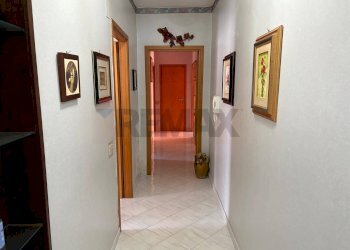 Hall / corridoio - Appartamento via delle orchidee
 
8, Melilli - foto 12