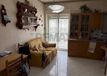 Sala da pranzo - Appartamento via delle orchidee
 
8, Melilli - foto 13