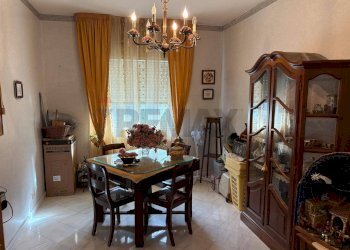 Sala da pranzo - Appartamento via delle orchidee
 
8, Melilli - foto 18