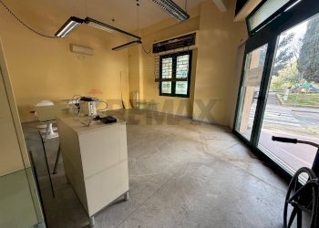 Stanza vuota - Attività Commerciale p.zza della liberta
11, Albisola Superiore - foto 2