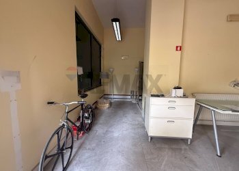 Camera / camera da letto - Attività Commerciale p.zza della liberta
11, Albisola Superiore - foto 8