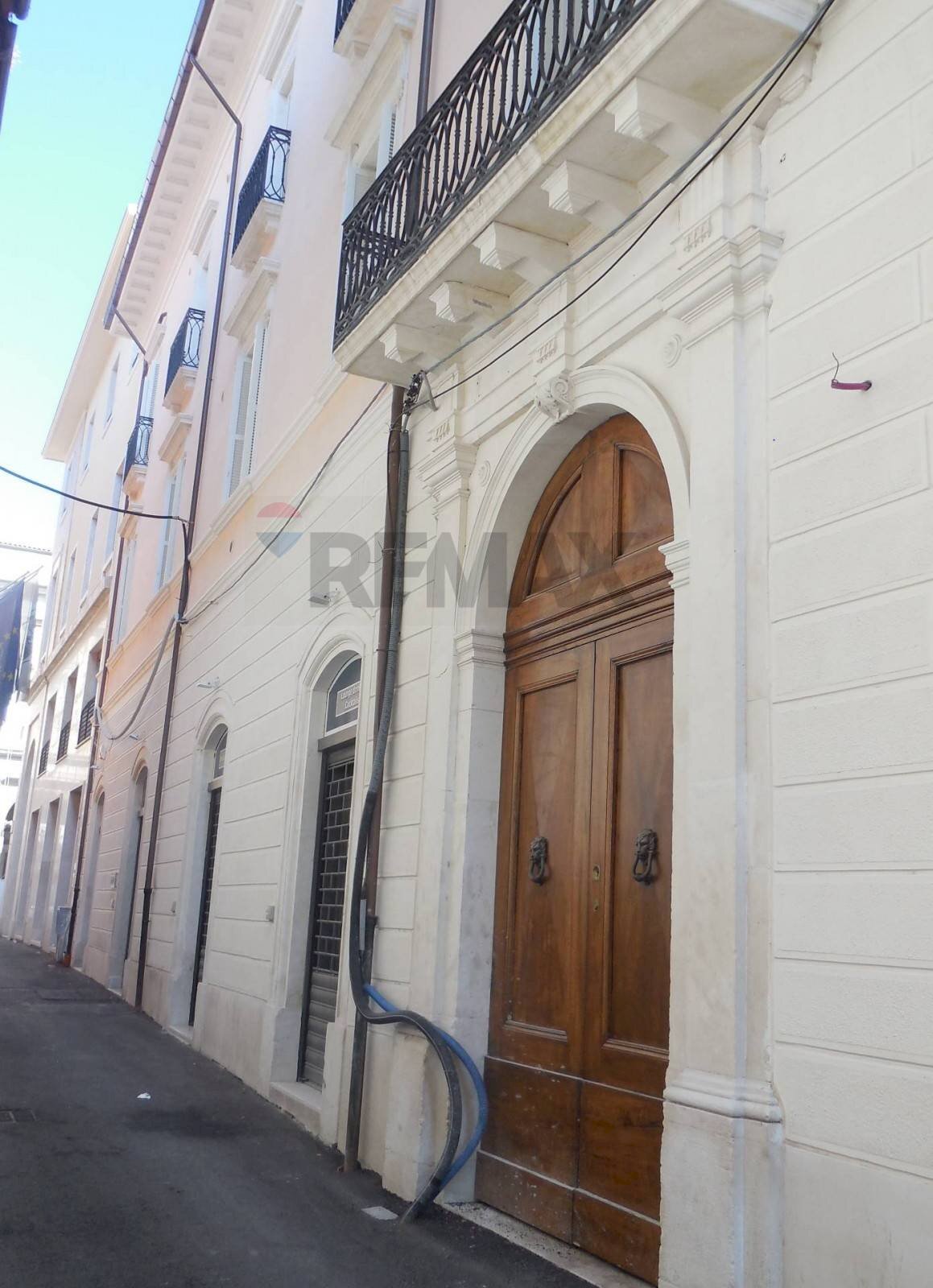 Edificio all\'aperto - Quadrilocale Via Simonetto
 
16, L'Aquila - foto 1