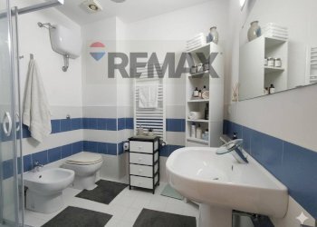 Bagno - Quadrilocale Via Simonetto
 
16, L'Aquila - foto 11